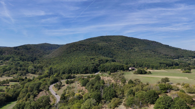 Luftaufnahme vom Donnersberg aus südlicher Richtung