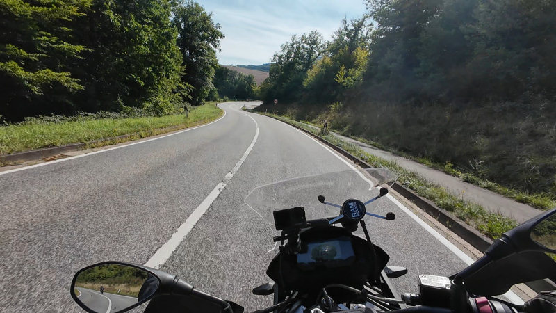 Die Eau Rouge der Pfalz - Kurvenfolge bei Dannenfels