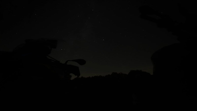 Timelapse Sternenhimmel mit Motorrädern