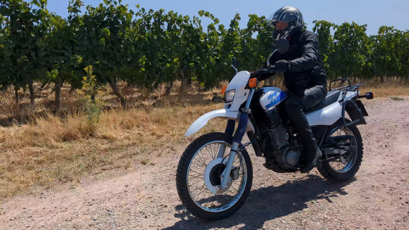 Die Yamaha XT 600 abseits der Strecke